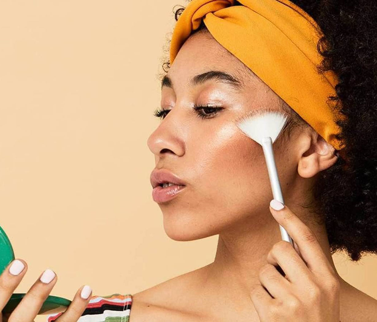 5 Highlighter Tips To Achieve That "Dream-Girl" Look